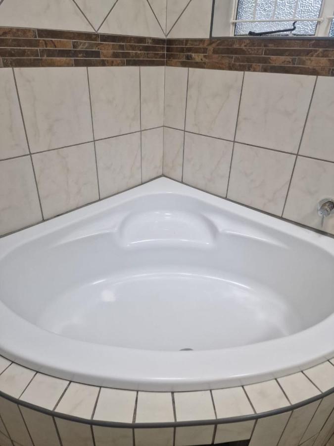 Pinto City Motel Kempton Park Dış mekan fotoğraf